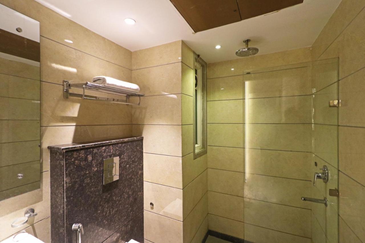The Ivy Grand Hotel In City Centre With Free Secured Parking นิวเดลี ภายนอก รูปภาพ