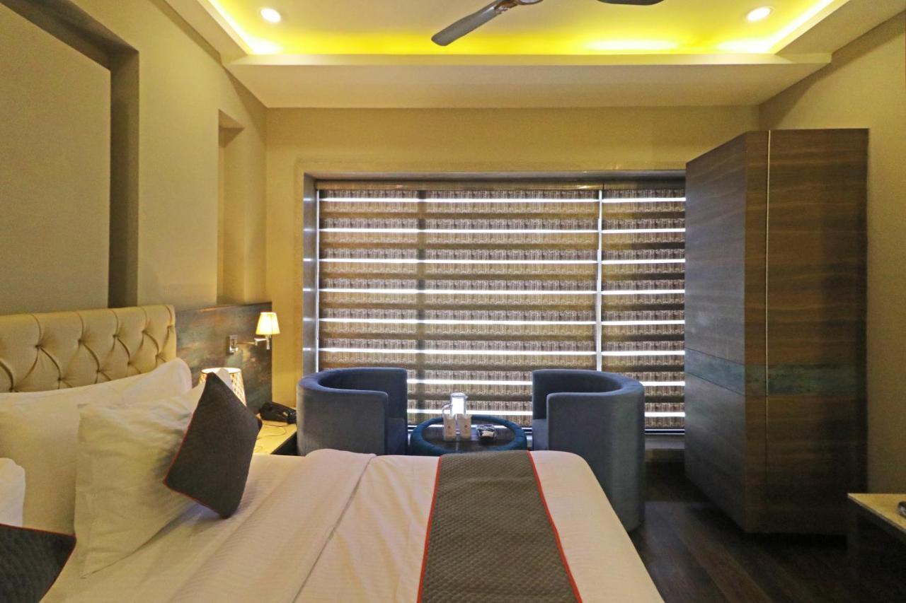 The Ivy Grand Hotel In City Centre With Free Secured Parking นิวเดลี ภายนอก รูปภาพ