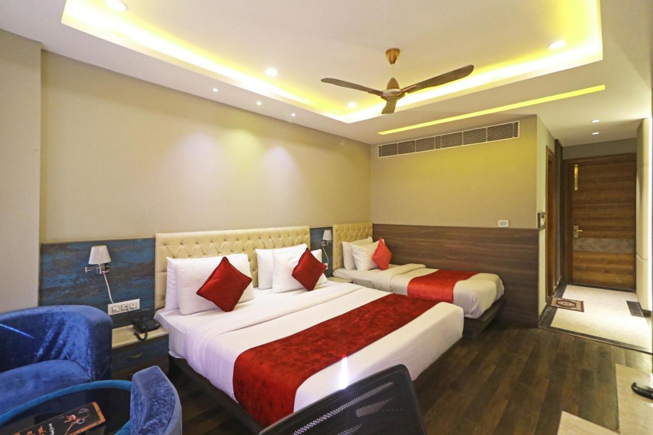 The Ivy Grand Hotel In City Centre With Free Secured Parking นิวเดลี ภายนอก รูปภาพ