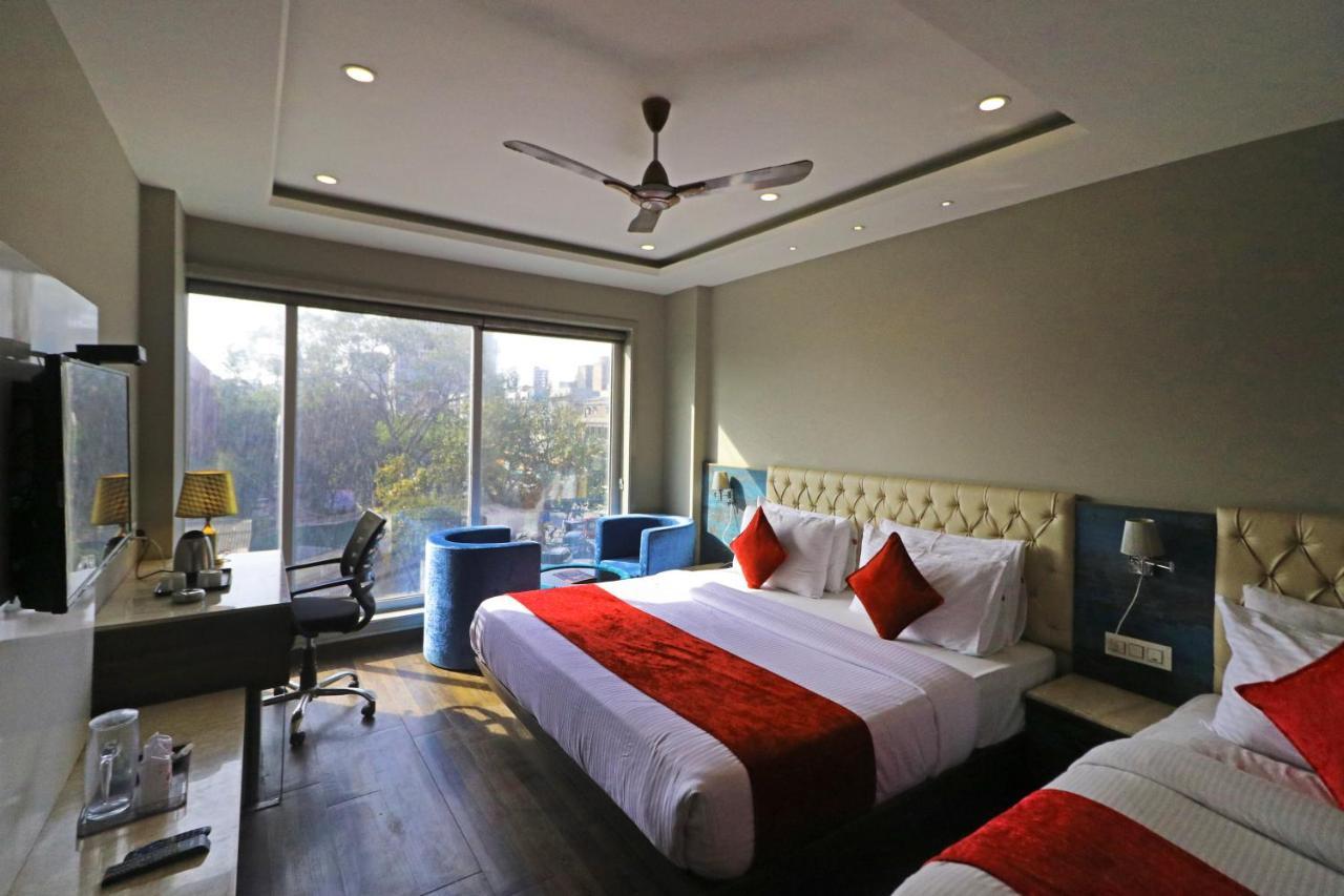 The Ivy Grand Hotel In City Centre With Free Secured Parking นิวเดลี ภายนอก รูปภาพ